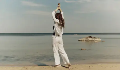 These Summer Dresses Are Perfect for Beach and Resort Trips